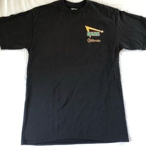 In-N-Out Souvenir T-Shirt (size Medium) NEW